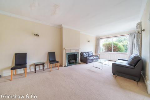 10 Ashbourne Road, London, W5 3ED