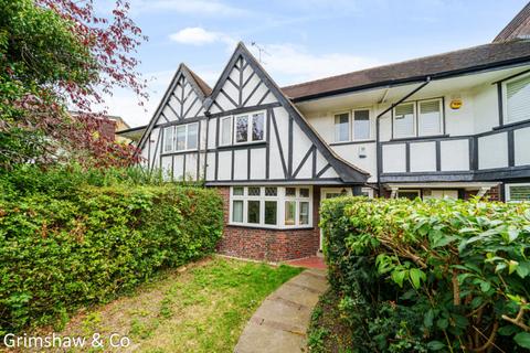 131 Princes Gardens, Acton, London, W3 0LR