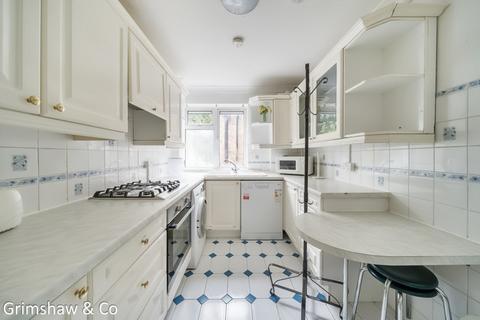12 Willowmead Close, London, W5 1PT