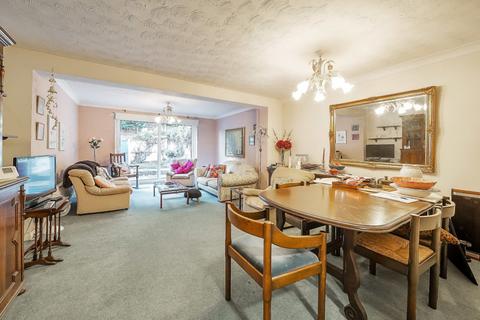 4 bedroom townhouse for sale, Regal Close, Ealing, W5