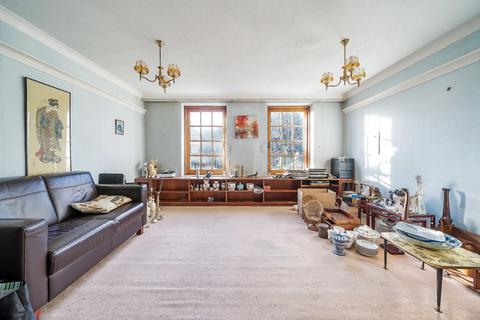 11 Regal Close, London, W5 2SB