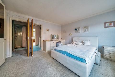 11 Regal Close, London, W5 2SB