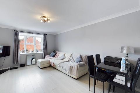 98 Parish Gate Drive, Sidcup, DA15 8TH