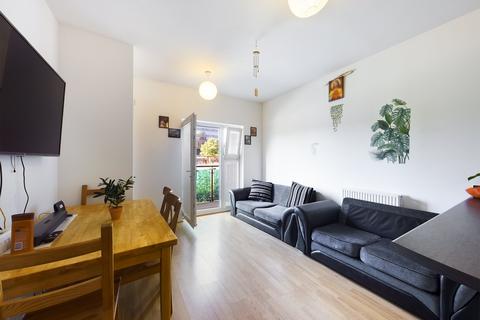 2 bedroom flat for sale, The Da Vinci, Newport,