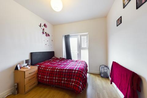 2 bedroom flat for sale, The Da Vinci, Newport,