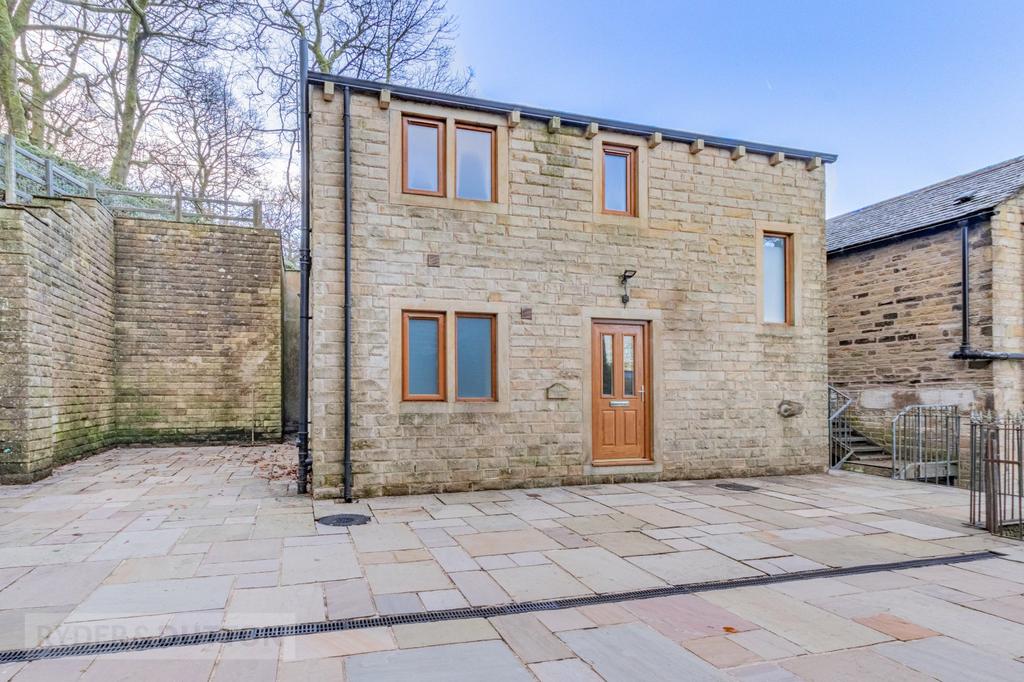 Midgrove Lane, Delph, Saddleworth, OL3 3 bed detached house for sale