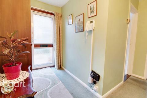 Banda Yetu Manningtree Road, Stutton, Ipswich, IP9 2TE