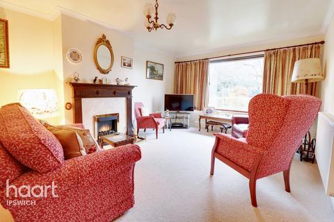 Banda Yetu Manningtree Road, Stutton, Ipswich, IP9 2TE