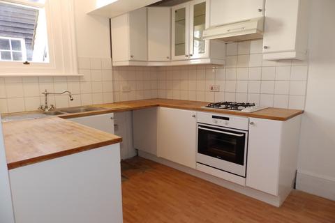 3 bedroom flat to rent, Bishops Down Road, Tunbridge Wells, TN4