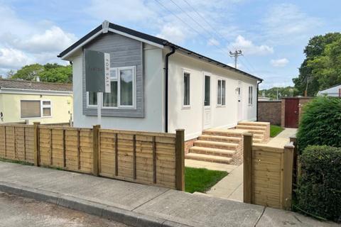 1 bedroom park home for sale, Southampton, Hampshire, SO45