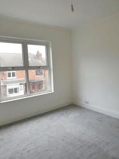 3 bedroom terraced house for sale - Manor Road, Kimberworth, Rotherham, South Yorkshire, S61 2NS