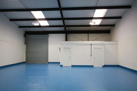 Storage to rent, Unit 8/9, Morris Road, Nuffield Industrial Estate, Poole, BH17 0GG