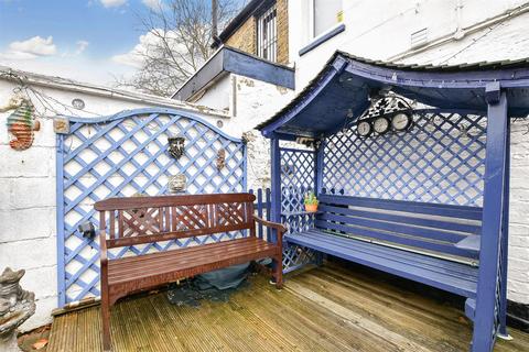 23 Brandon Road, Sutton, SM1 1RP