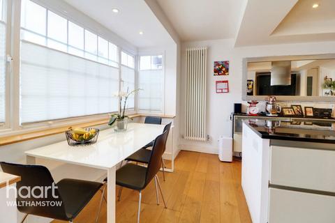 3 bedroom terraced house for sale, Markmanor Avenue, Walthamstow