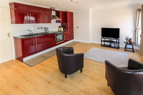 2 bedroom flat to rent - Park Street West, Luton LU1