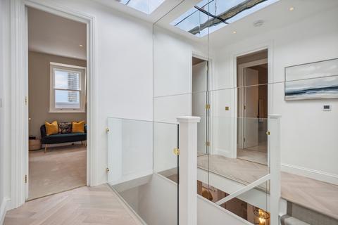 4 bedroom apartment for sale - Eardley Crescent, London, SW5
