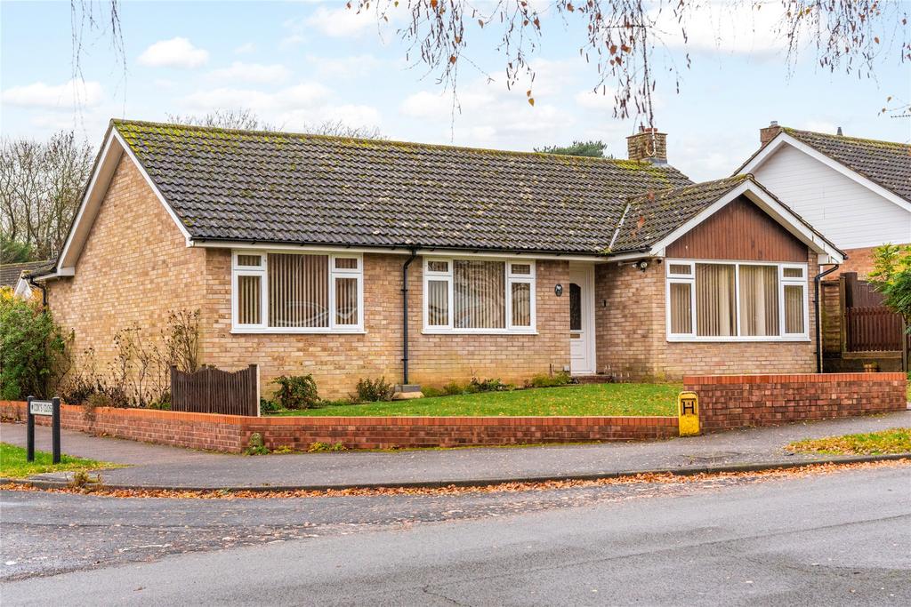 Loring Road, Sharnbrook... 3 bed bungalow for sale £400,000