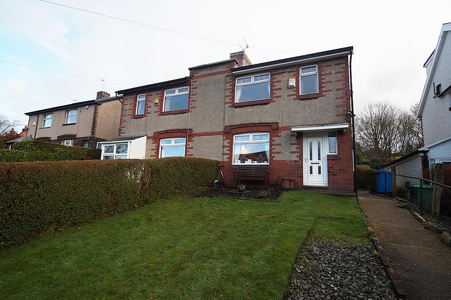 Carr Lane, Greenfield OL3 3 bed semidetached house for sale £325,000