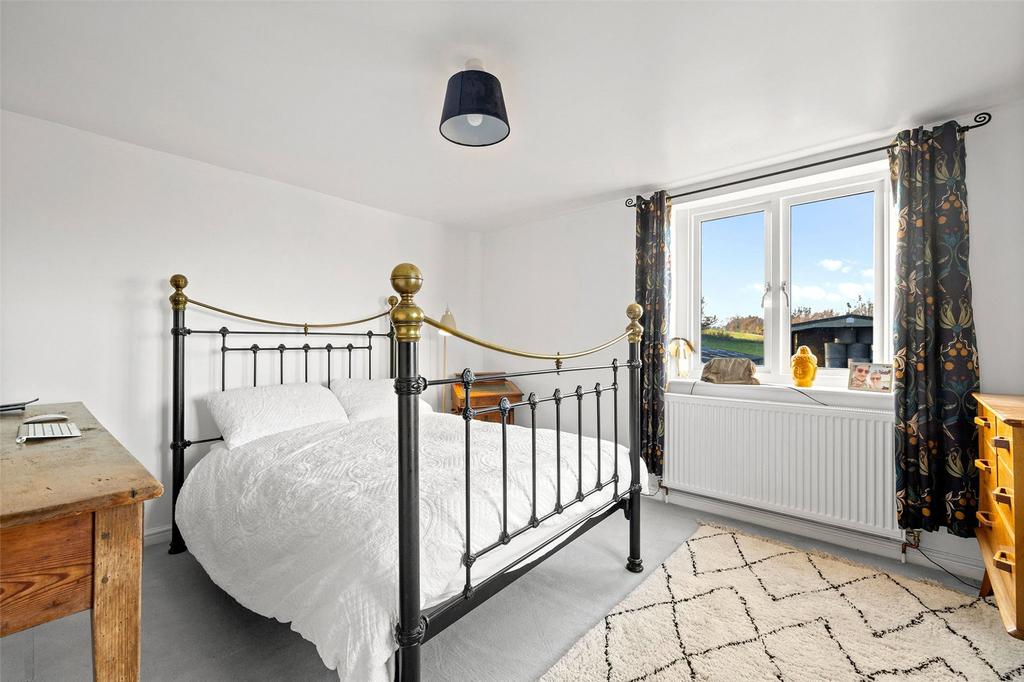 4 Bedrooms