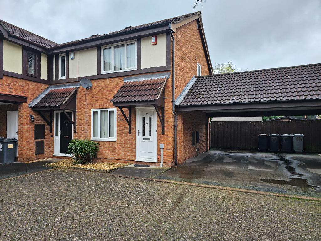 Field Lane, Wistaston, CW2 2 bed mews £800 pcm (£185 pw)