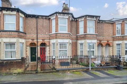 64 Swainstone Road, Reading, RG2 0DX