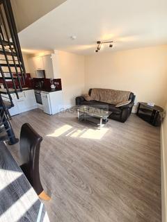 1 bedroom flat to rent - New Street, Huddersfield, HD1 2AX