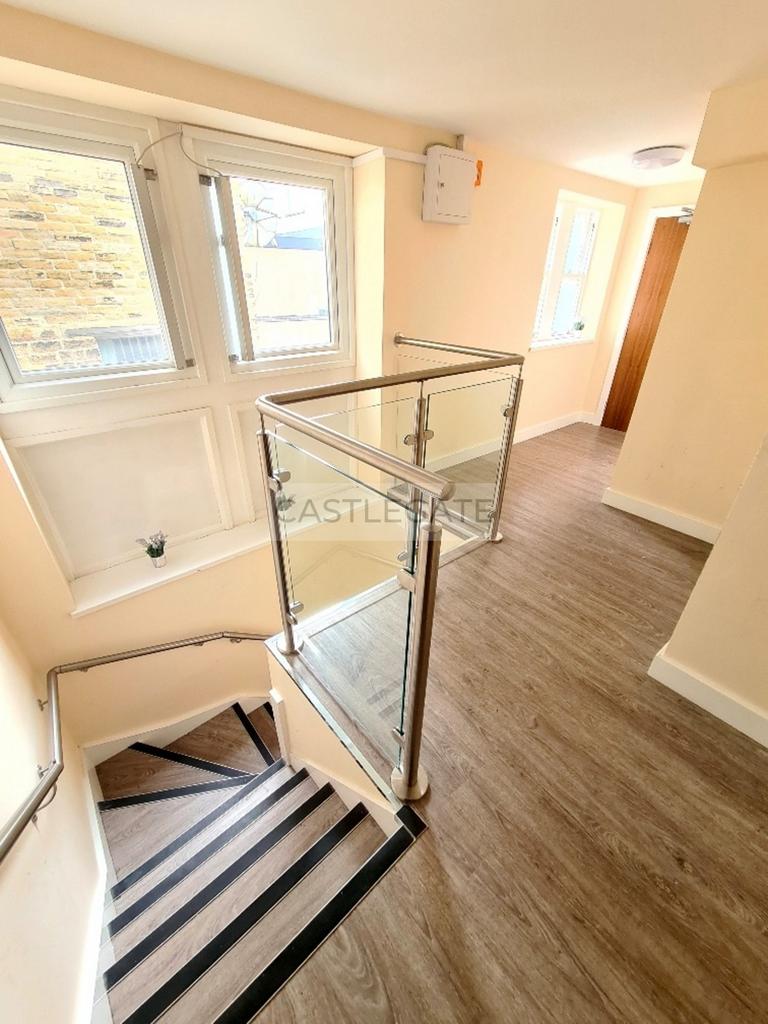 Apartment 9, 3a New Street, Huddersfield, West Yor