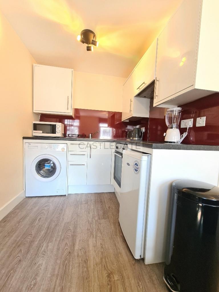 Apartment 9, 3a New Street, Huddersfield, West Yor