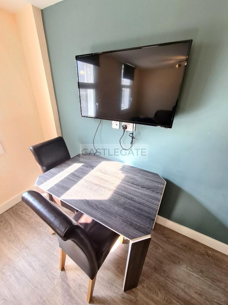Apartment 9, 3a New Street, Huddersfield, West Yor