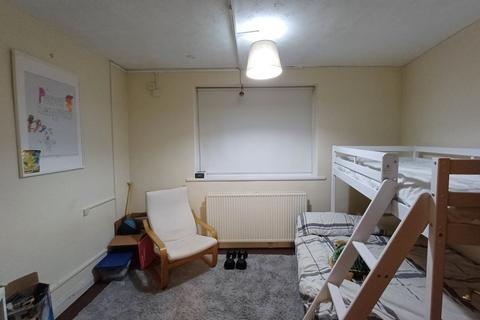 2 bedroom flat to rent - Walsall Road, Sutton Coldfield, B74