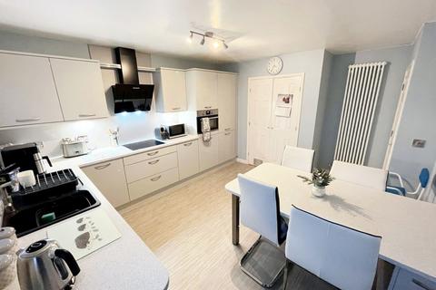 2 bedroom bungalow for sale, St. Francis Close, Acklam, Middlesbrough, North Yorkshire, TS5 4GY
