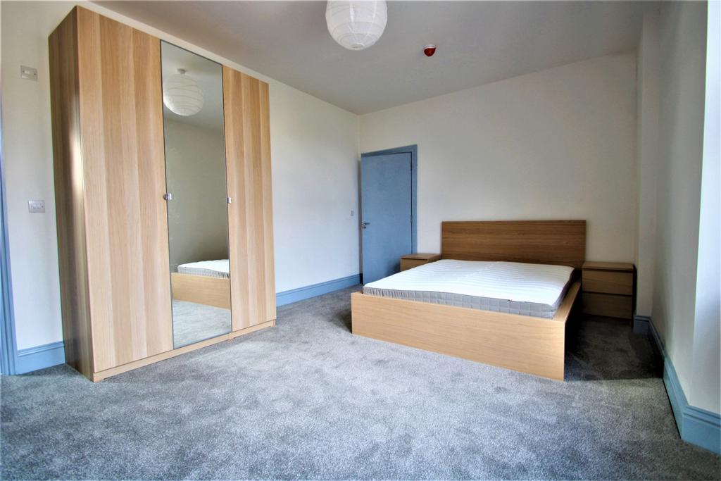 Victoria Park, Weston Super Mare 1 bed in a house share to rent £650