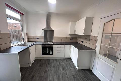 3 bedroom terraced house to rent, Playford Yard, Platts Common, Barnsley, S74