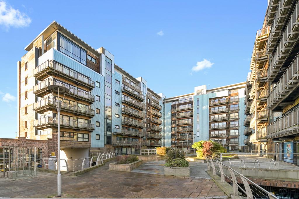 Breadalbane Street, Bonnington, Edinburgh, EH6 2 bed flat £1,395 pcm (£322 pw)