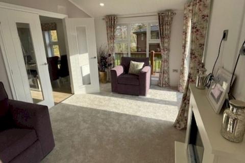 2 bedroom lodge for sale, Homestead Lake Country Park, , Thorpe Road CO16