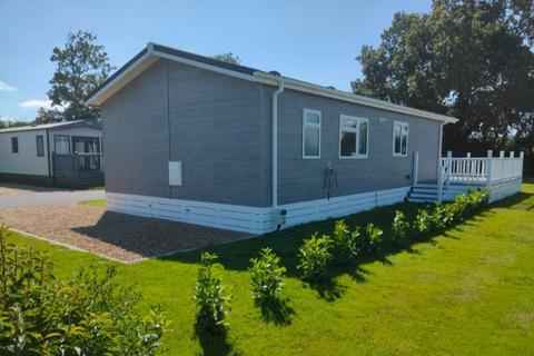 2 bedroom lodge for sale, Strangers Holiday Park, The St CO11