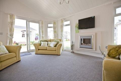 2 bedroom lodge for sale, Strangers Holiday Park, , The St CO11