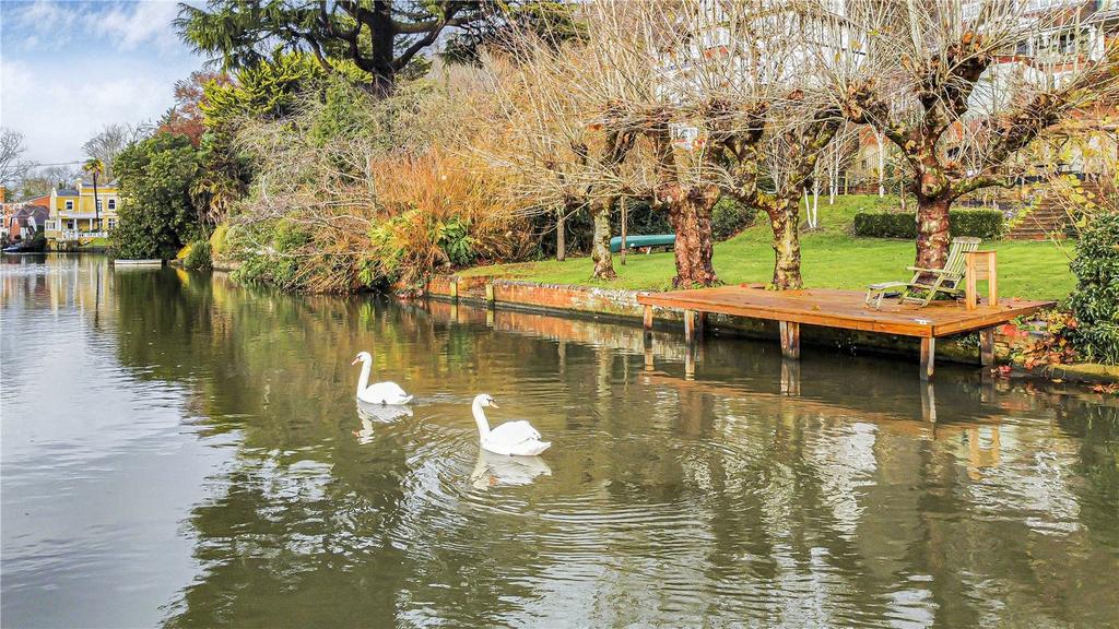 Mooring