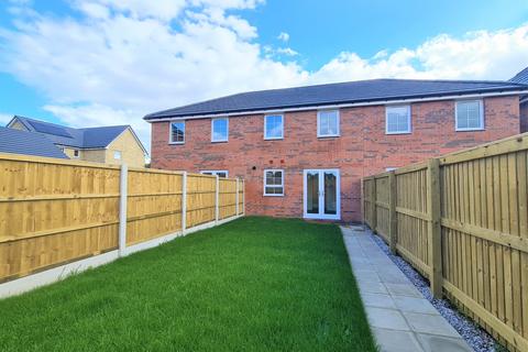 3 bedroom terraced house to rent, Hobby Street, Preston PR4