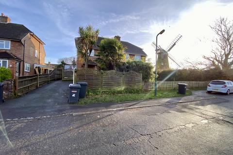 21 Park Croft, Polegate, BN26 5JT