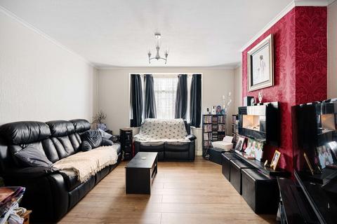157 Colyer Road, Northfleet, Gravesend, DA11 8AZ