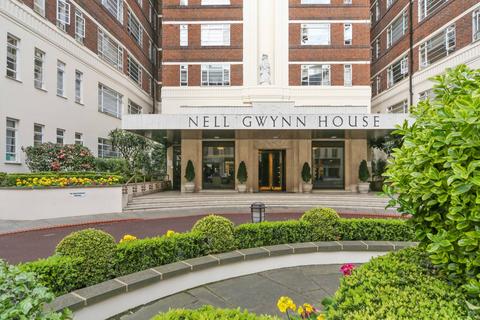 undefined, Sloane Avenue, Chelsea, London, SW3