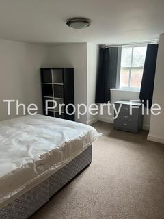 2 bedroom flat to rent, Edge Lane, Manchester M21
