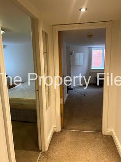 2 bedroom flat to rent, Edge Lane, Manchester M21