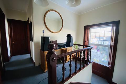 Crimond, 7a Dalbeattie Road, Dumfries, DG2 7PE