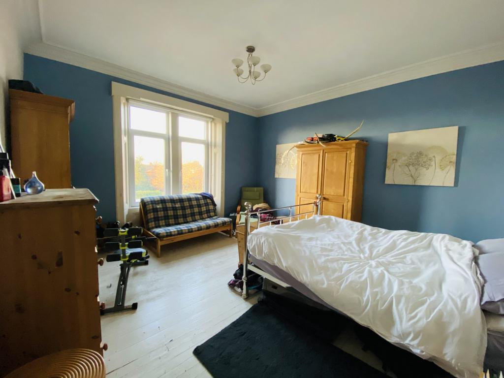 7a Dalbeattie Road, Dumfries, DG2 7 PE - Braidwoods
