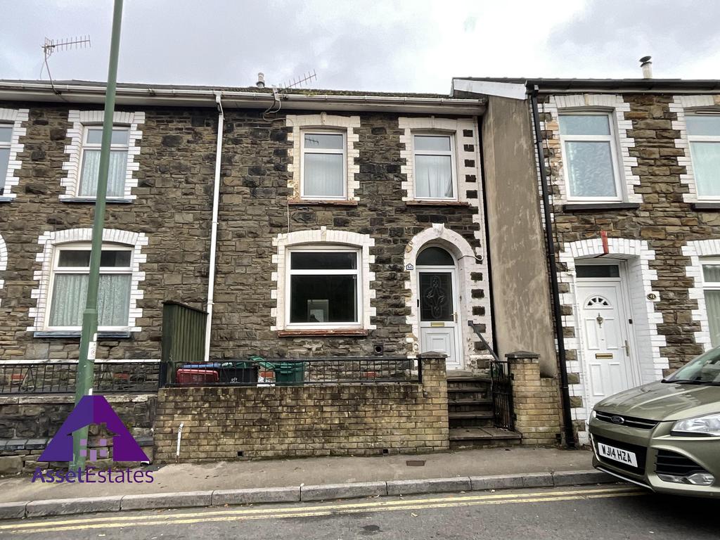 Castle Street, Abertillery, NP13 1DS 2 bed terraced house £60,000