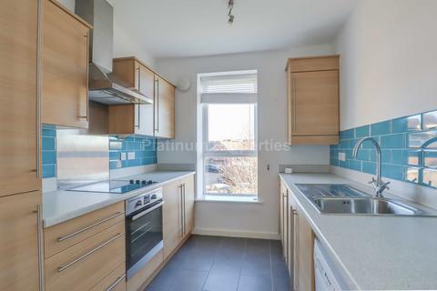 2 bedroom apartment to rent, Chieftain Way, Cambridge