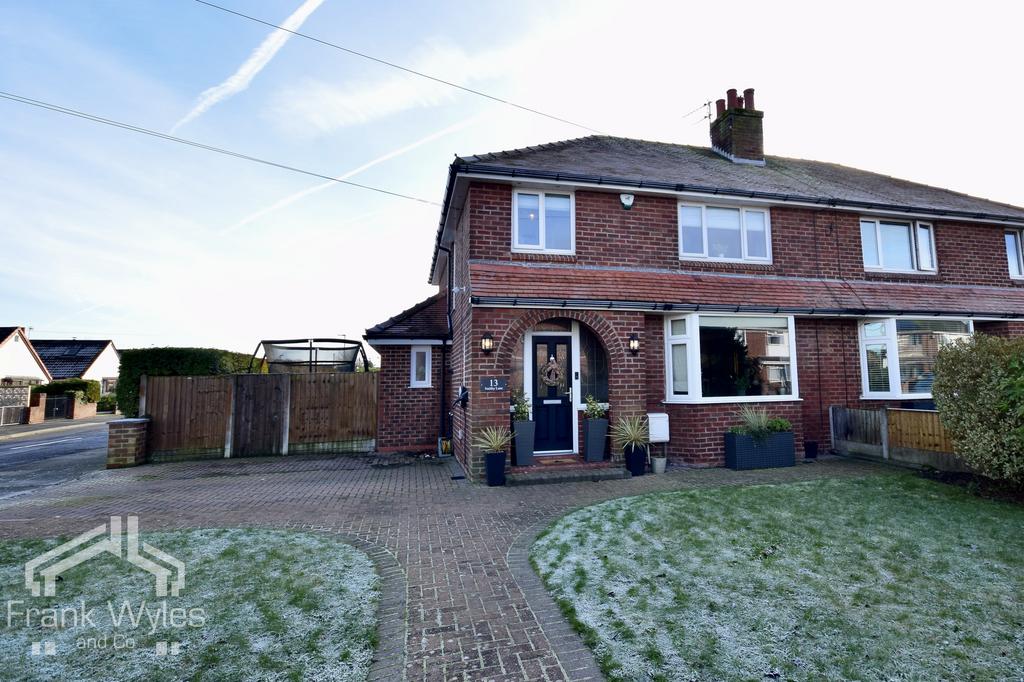 Smithy Lane, Lytham St. Annes 4 bed semidetached house for sale £379,950