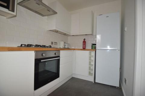 1 bedroom flat to rent, Coltbridge Avenue, Roseburn, Edinburgh, EH12